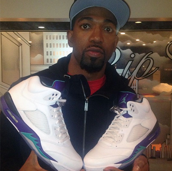 Rip Hamilton Shows Off Latest Air Jordan Pick Ups 2