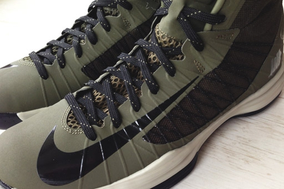 Undftd Nike Hyperdunk 2012 Ballistic 02