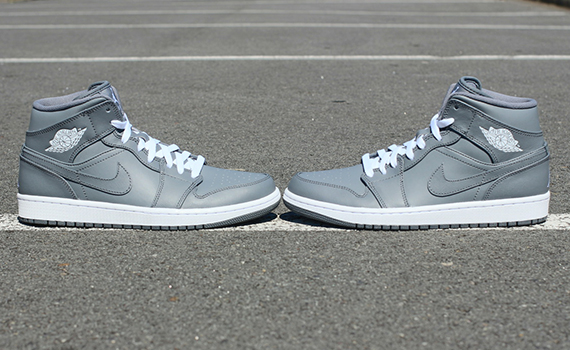 Air Jordan 1 Mid Cool Grey 3