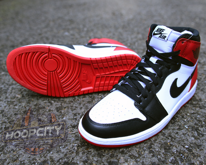 Air Jordan 1 Retro High Og Black Toe 1