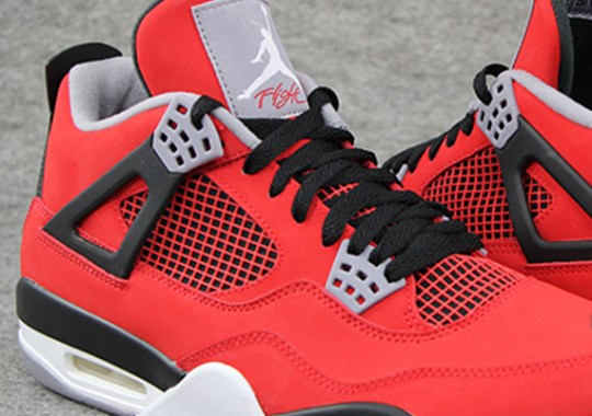 Air Jordan 4 “Fire Red Toro”