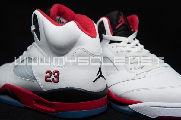 Air Jordan 5 Fire Red 02