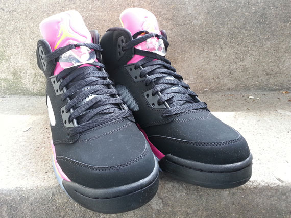 Air Jordan V Gs Black Bright Citrus Fusion Pink Arriving At Retailers 5