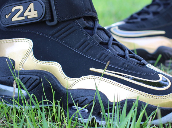 Nike Air Griffey Max 1 "Gold"