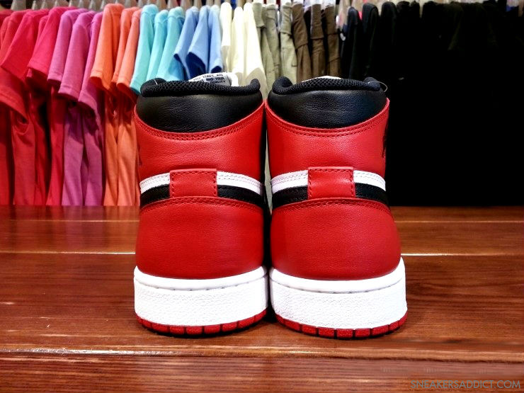 Black Toe Air Jordan 1 4