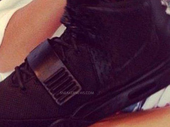 Nike Air Yeezy 2 "Blackout" Sample