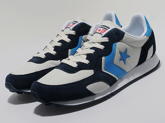 Converse Auckland Racer Blue White May 2013