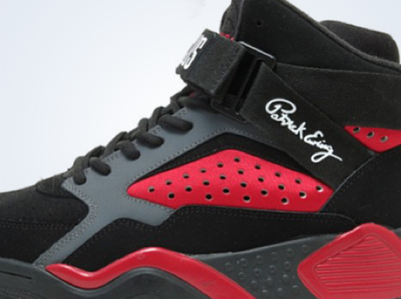 Ewing Focus Retro - Black - Red - Grey