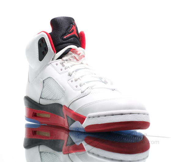 Fire Red Air Jordan V 19