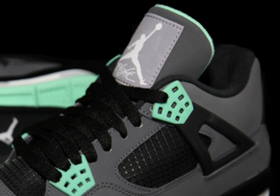 Green Glow Jordan Iv