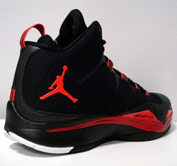 Jordan Super Fly 2 Black Bright Crimson Gym Red 05