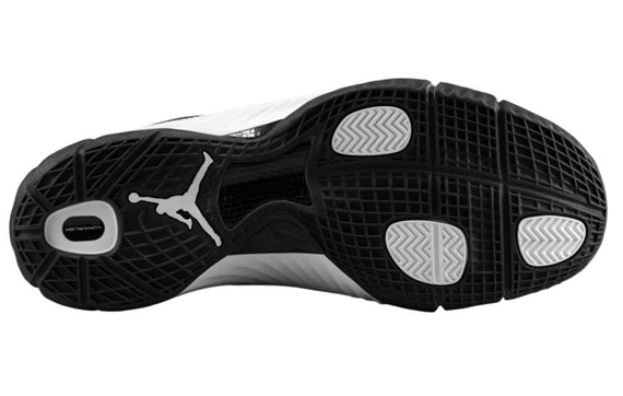 Jordan Super.fly Low White Black 6