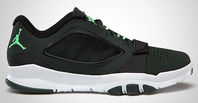Jordan Trunner Dominate Flex 01