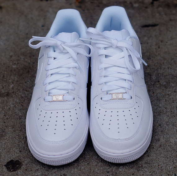 Nike Air Force 1 Low White Microperf 5