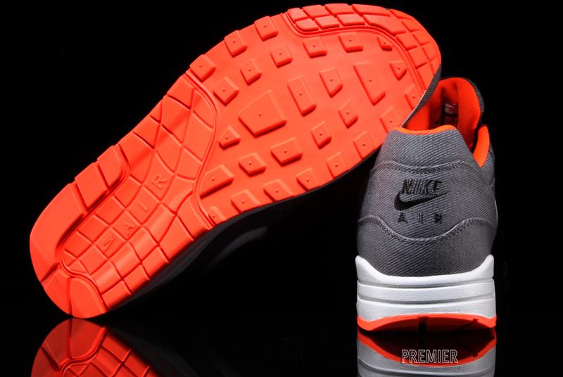 Nike Air Max 1 Premium Cool Grey White Total Crimson 3