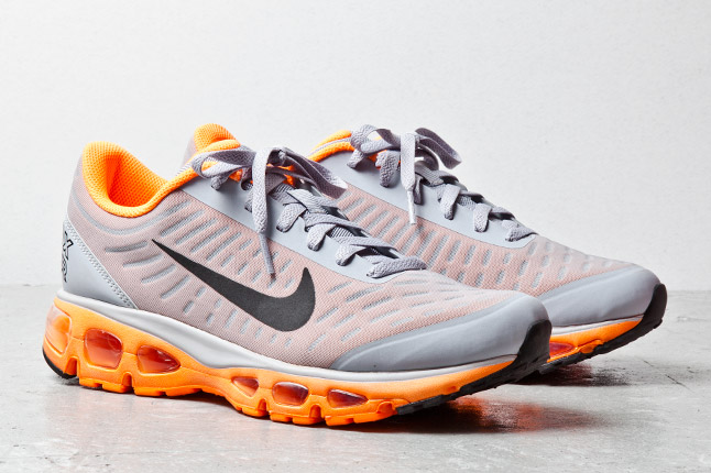 Nike Air Max Tailwind 5 Grey Total Orange 2
