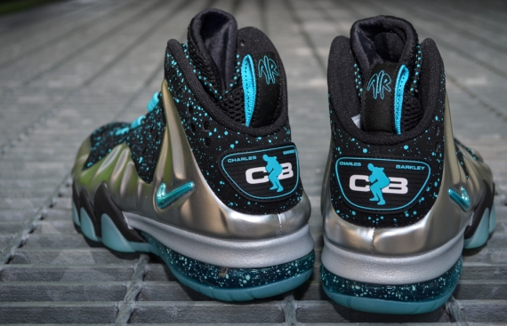 Nike Barkley Posite Max Metallic Silver Gamma Blue 03