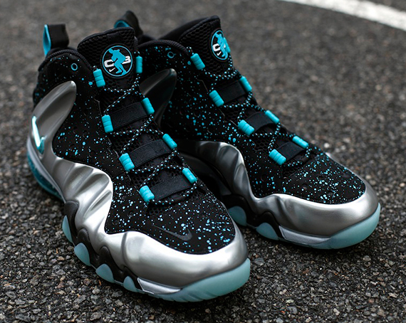 Nike Barkley Posite Max Silver Blue Release Reminder 1