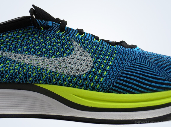 Nike Flyknit Racer “USA” – Blue/Volt Sample