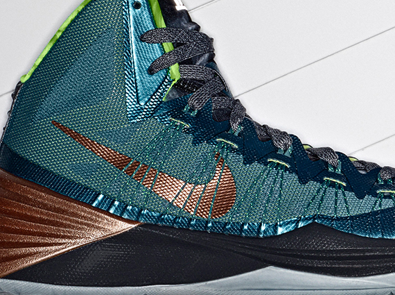 Nike Hyperdunk 2013 - Kyrie Irving PE