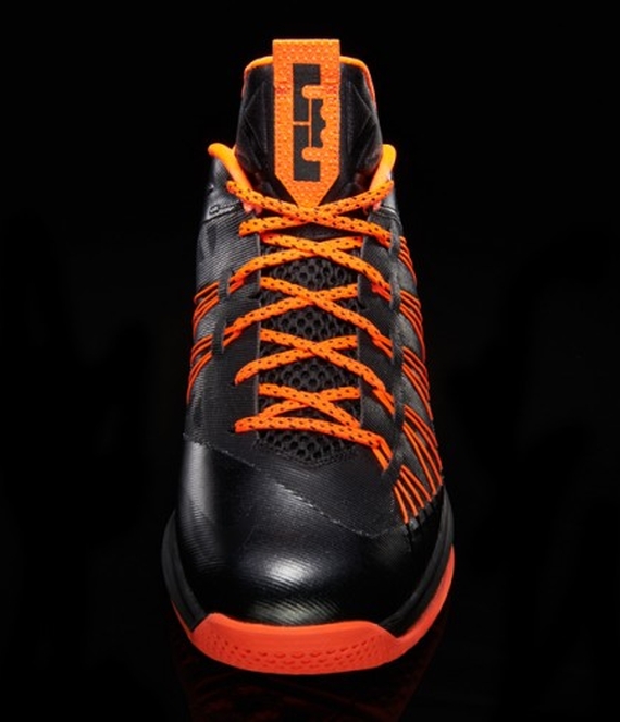 Nike Lebron X Low Black Total Crimson Arriving At Retailers 01