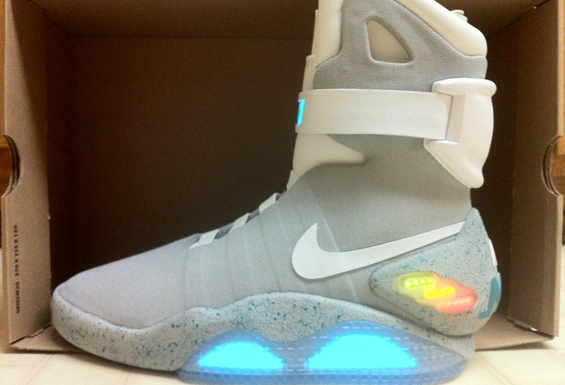 Nike Mag Sneakerpedia