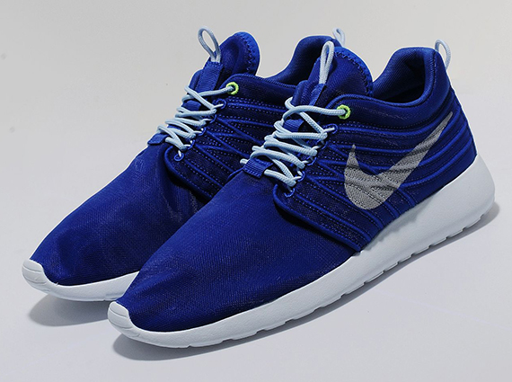 Nike Roshe Run Dynamic Flywire Blue Volt 1