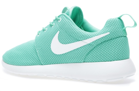 Nike Roshe Run Green White 01