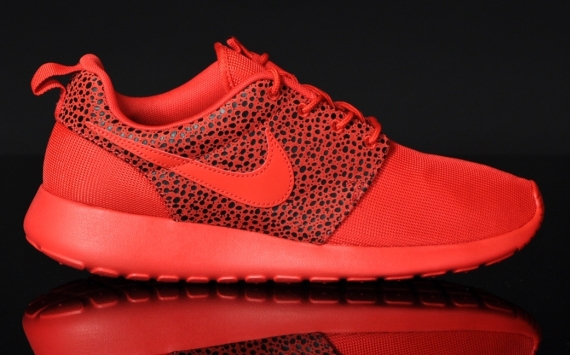 Nike Roshe Run Safari Challenge Red 05