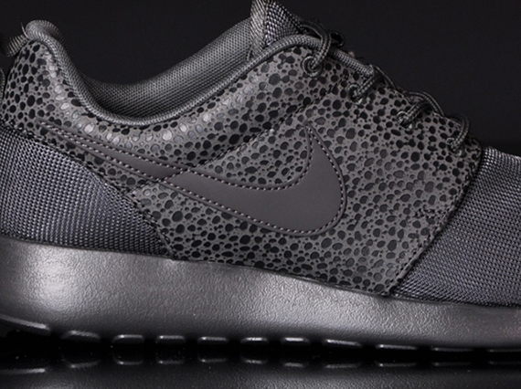 Nike Roshe Run “Safari Pack” – Midnight Fog