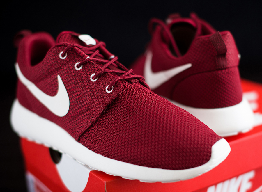 Nike Roshe Run Team Red 1