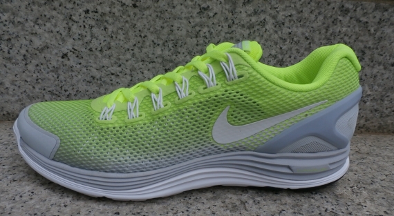 Nike Running Breathe Pack 08