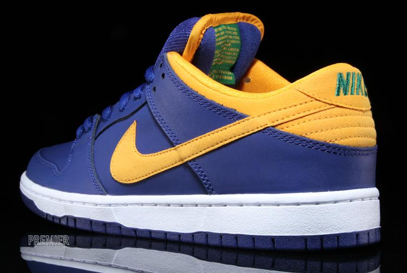 Nike Sb Dunk Low Deep Royal Blue Available 3