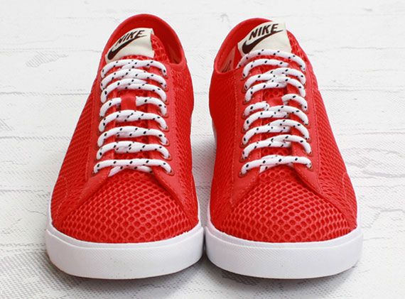 Nike Tennis Classic Ac Mesh Pimento