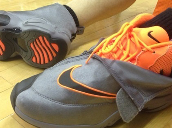 Nike Zoom Flight ’98 “The Glove” – Grey – Orange