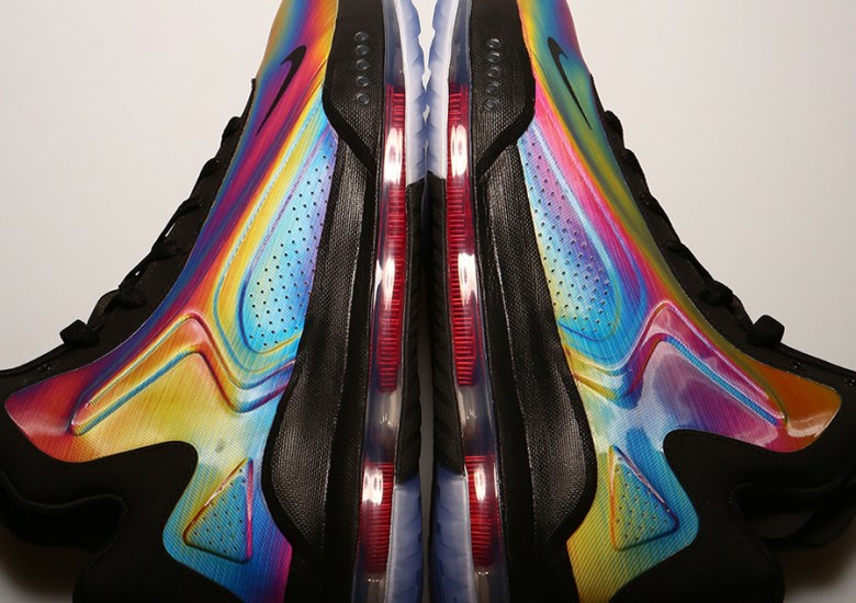 Nike Vis Zoom Hyperflight “Hologram”