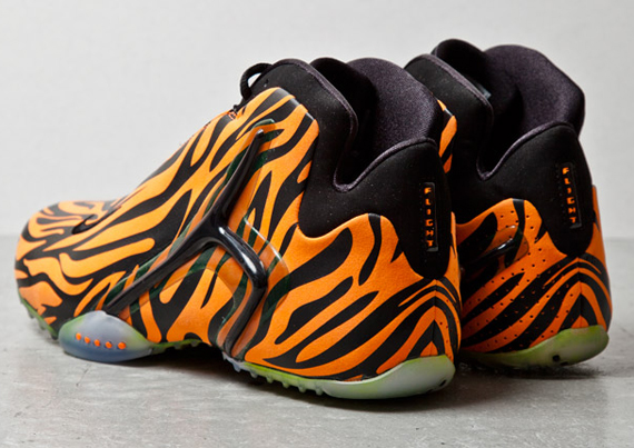 Nike Zoom Hyperflight Orange Tiger