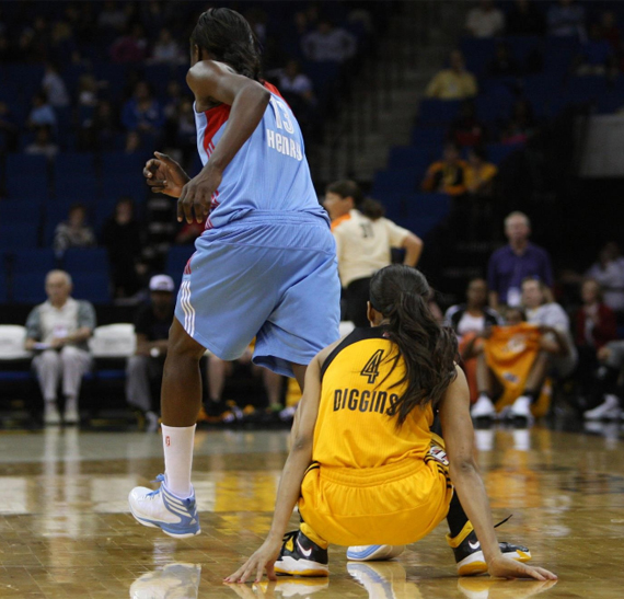 Skylar Diggins Nike Lebron Soldier Vii Pe 4