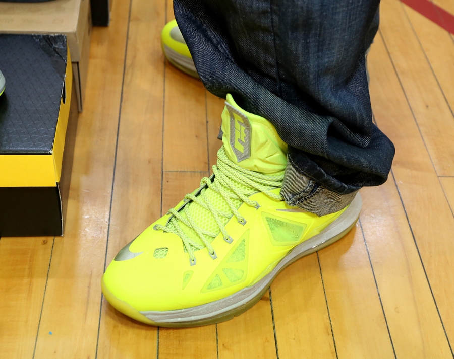 Sneaker Con Chicago May 2013 On Feet 42