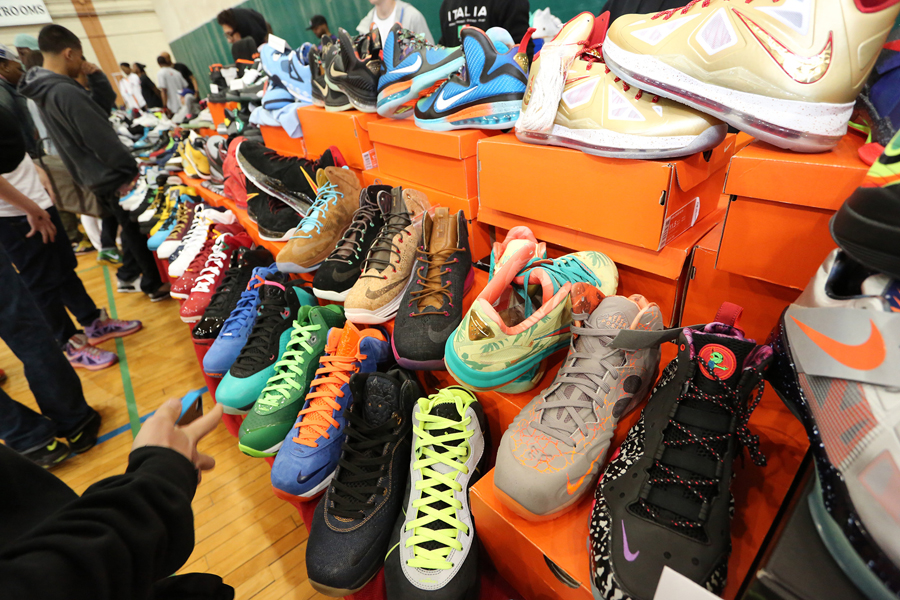 Sneakercon Chi May 13 13