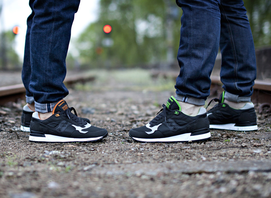 Solebox x Saucony Shadow 5000 "The Lucanid"