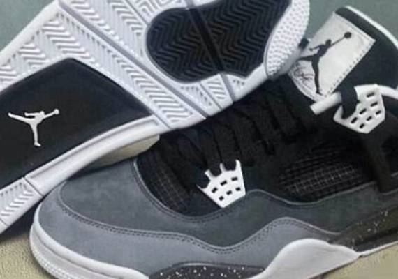 "Stealth Oreo" Air Jordan IV