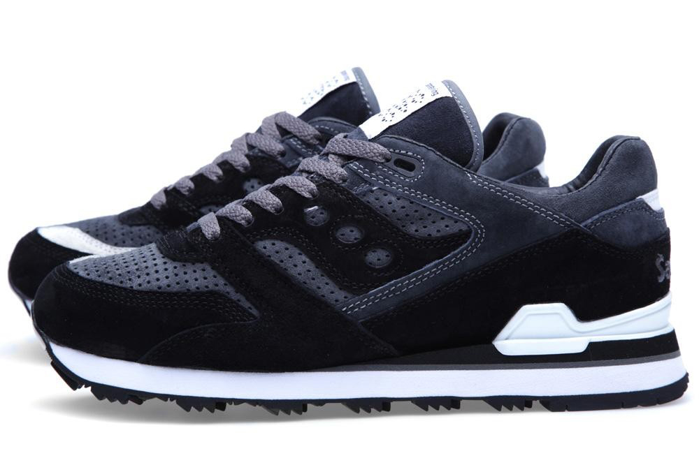 White Mountaineering Saucony Courageous 1