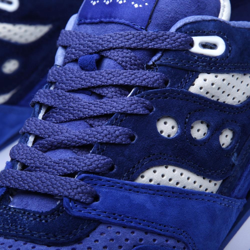 White Mountaineering Saucony Courageous 15