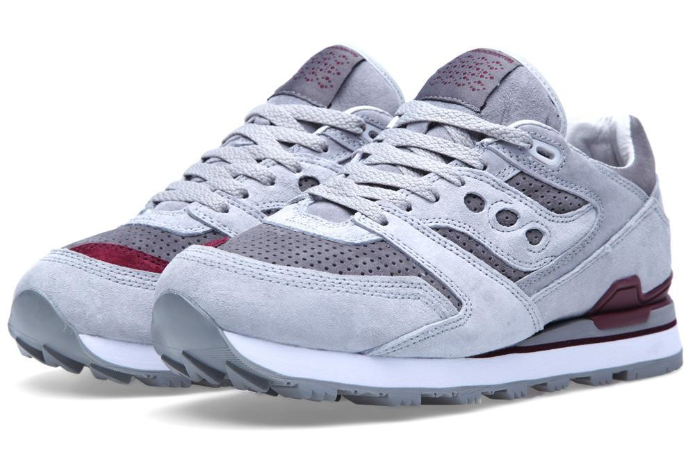 White Mountaineering Saucony Courageous 6