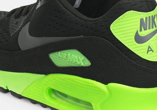 Nike Air Max 90 EM – Black – Flash Lime