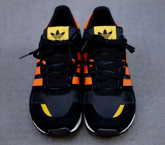 Adidas Originals Zx700 Black Orange 03