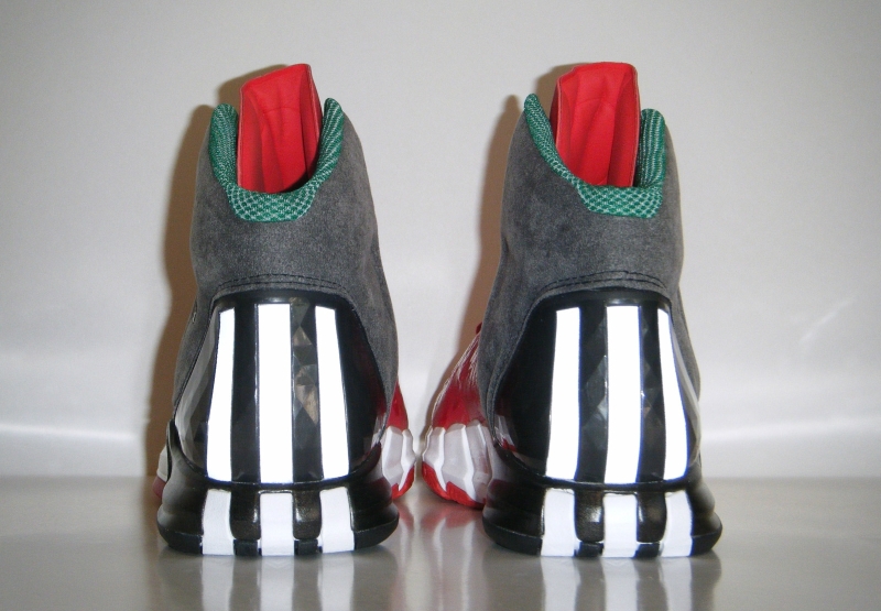 Adidas Rose 4 Christmas Sample 03