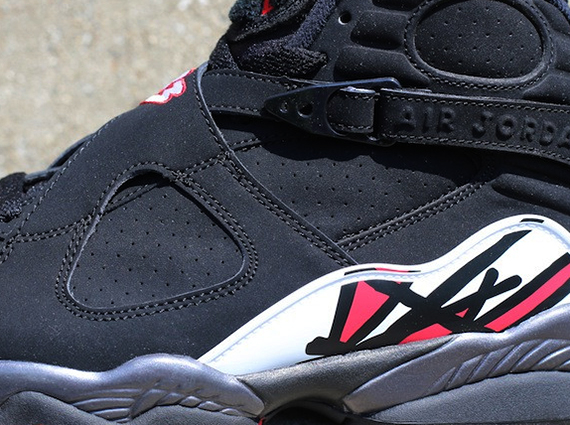 Air Jordan 8 "Playoffs" - Arriving at Retailers