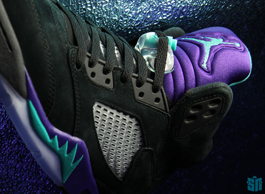 Air Jordan V Black Grape Beauty Shots1